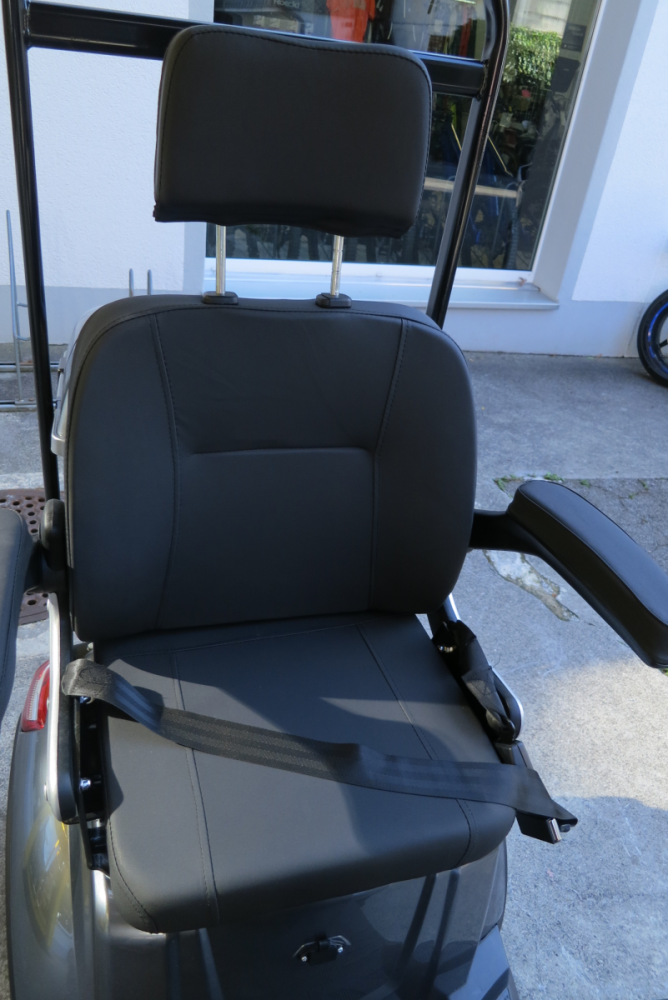 Acumax Seniorenmobil mit Dach 1.0KW 25km/h